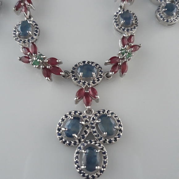 Blue Sapphire, Green Emerald, Red Ruby Set - Picture 9 of 14